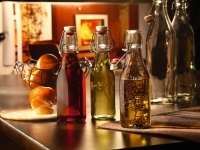 Kleine Glasflasche mit Bügelverschluss 0,25 Liter