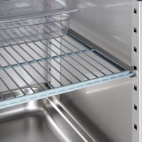 Stalgast Doppeltür-Kühlschrank, Edelstahl, GN 2/1, 1480x830x2010 mm (BxTxH), 0,44 kW