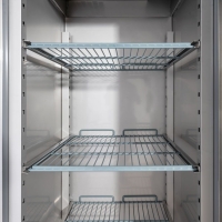 Stalgast Edelstahl-Kühlschrank, GN 2/1, 740x810x2010 mm (BxTxH), 0,21 kW